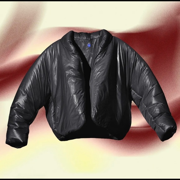 NWT YEEZY Round Jacket Black Size Large Unisex Gap Fast Ship UNOPENED IN HAND